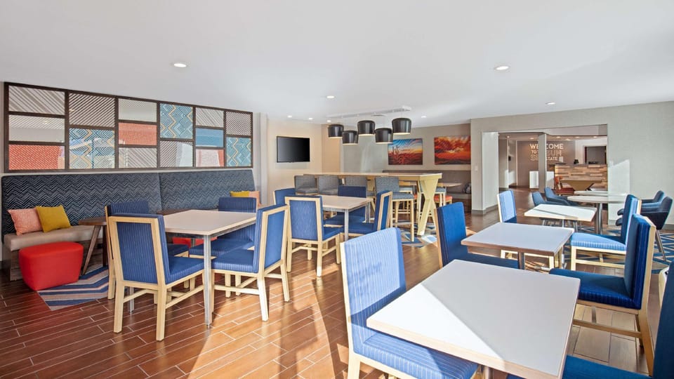 Hampton Inn Phoenix-Airport North Hotel in Phoenix