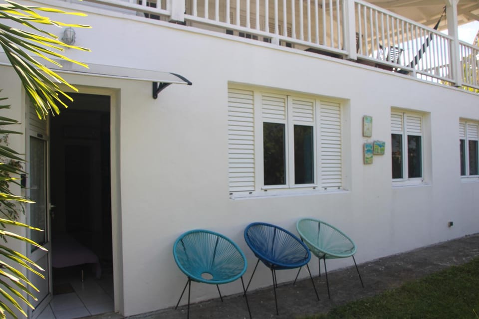 Le Colibri et le Frangipanier  Inn in La Trinité