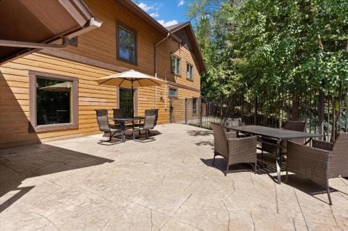 Charming Whitefish Condo 5 min from slopes! Hotel in Whitefish