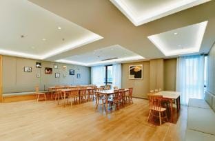 Jinsanyuan Garden Hotel (Jiading District Malu Town Ruijin Hospital Branch) Hotel in Shanghai
