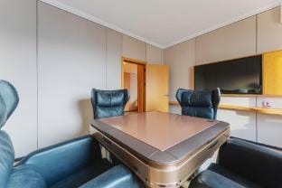 Yisu Meizhu Smart Hotel (Fenghua Wanda Plaza Yintai City Branch) Hotel in Zhejiang