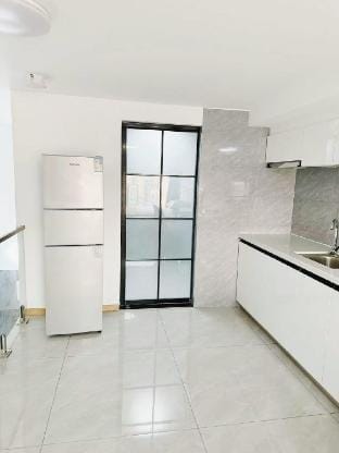 Qingjian City Homestay (Binhai Business Center Branch) Hotel in Hangzhou