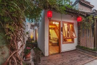 Sky Garden Riverside Inn (Xitang Ancient Town Scenic Area Branch) Hotel in Shanghai