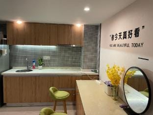 Chuangheng Youth Apartment (Future Science and Technology City Branch) Hotel in Hangzhou