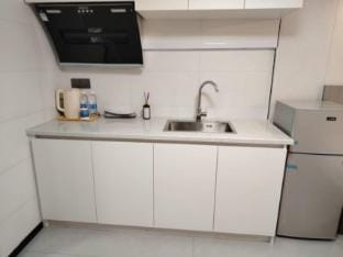Riverside·Cinema Homestay Apartment (Shaoxing Gaobu Integrated Circuit Store) Hotel in Hangzhou