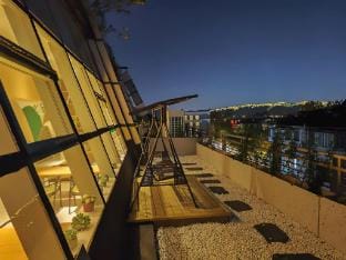 Anbo Youth Hostel (Ding'an Road Subway Station Store) Hotel in Hangzhou