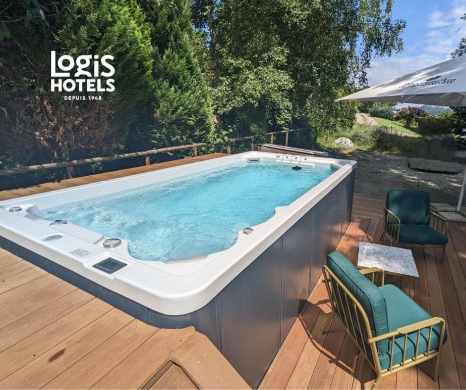 Hotel Spa & Restaurant O Pervenches Hotel in Chambery