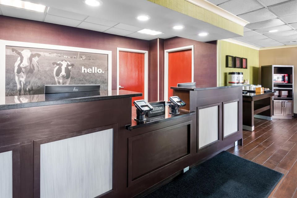 Hampton Inn Indianapolis-N.E./Castleton Hotel in Castleton