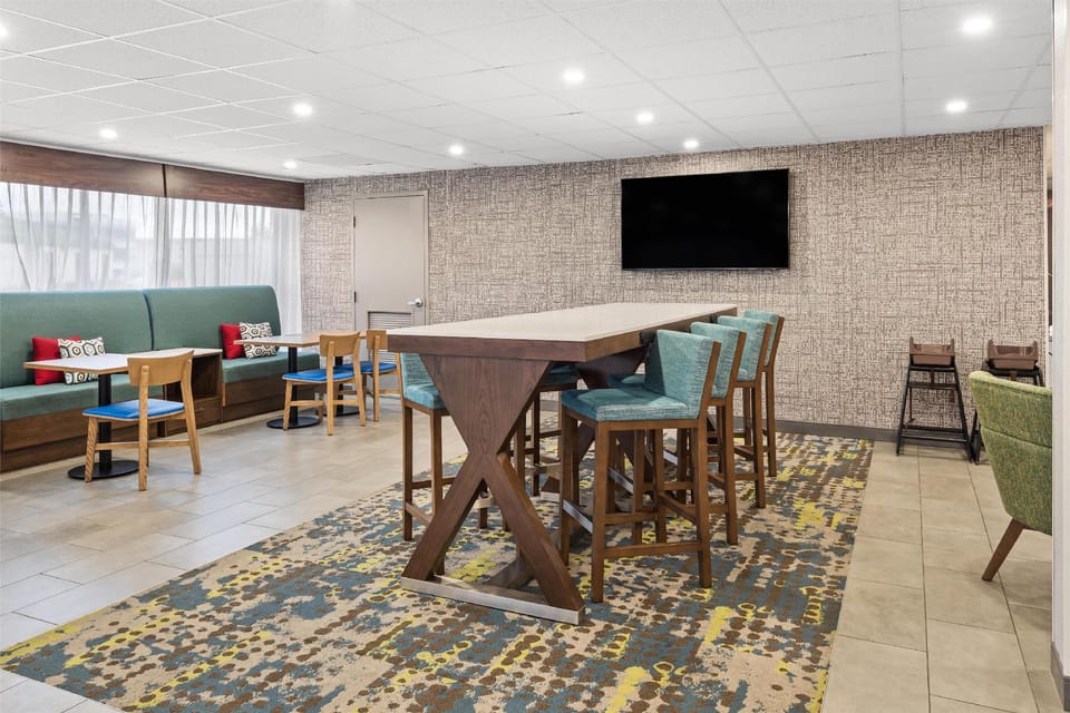 Hampton Inn Indianapolis-N.E./Castleton Hotel in Castleton