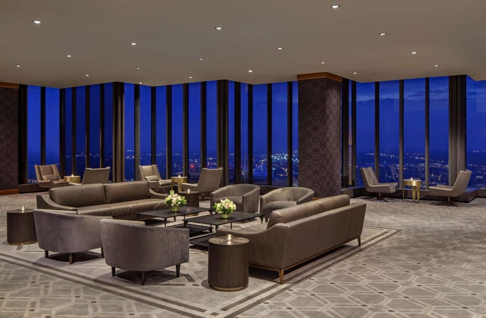 The Marquette Hotel, Curio Collection by Hilton Hotel in Minneapolis