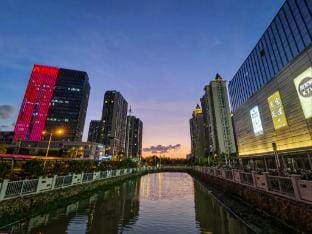 Qinghe Cinema Homestay Apartment (High-Speed Rail South Station Branch) Hotel in Shanghai