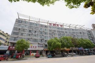 Jurong Yunpeng Hotel (Agriculture and Forestry College Branch) Hotel in Nanjing