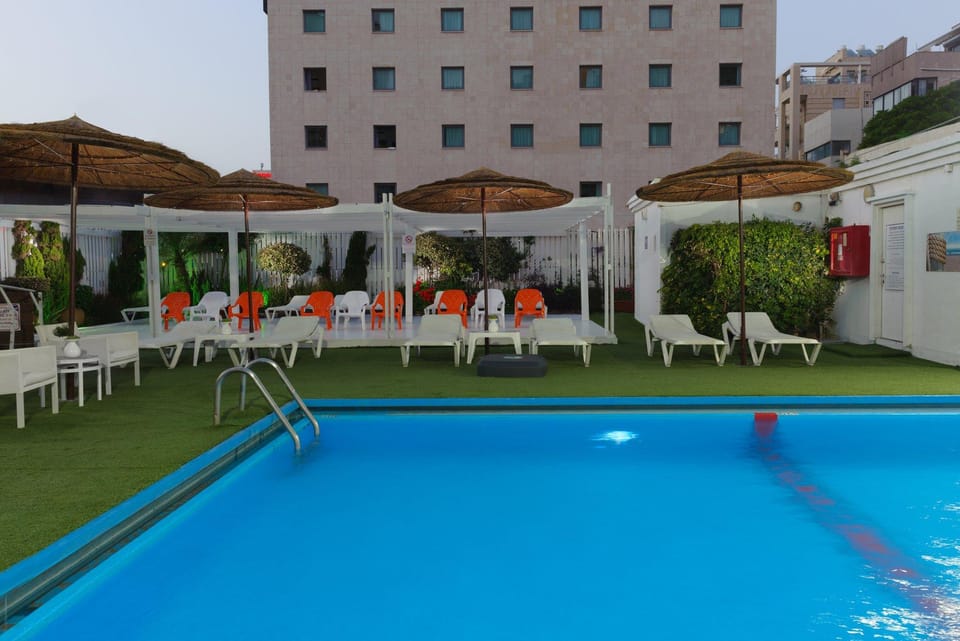 Leonardo Beach Tel Aviv Hotel in Tel Aviv-Yafo