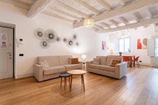 Palazzo Odescalchi by Wonderful Italy - Apt 5 Hotel in Como