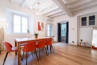 Palazzo Odescalchi by Wonderful Italy - Apt 5 Hotel in Como