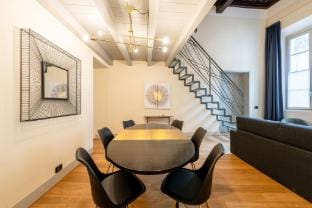 Palazzo Odescalchi by Wonderful Italy - Apt 6 Hotel in Como