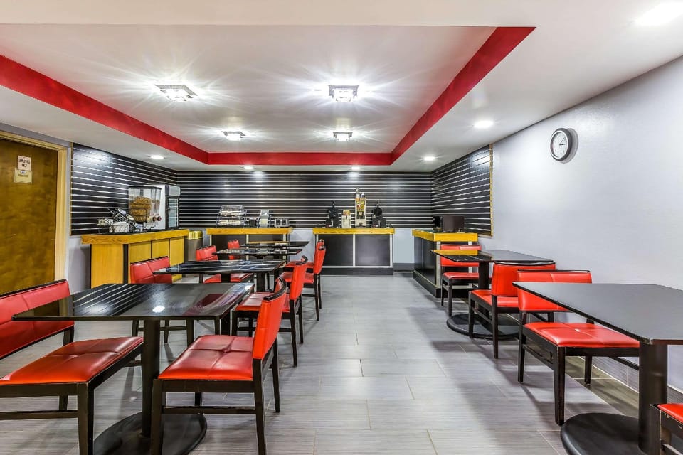 Rodeway Inn Knoxville East Hotel in Knoxville