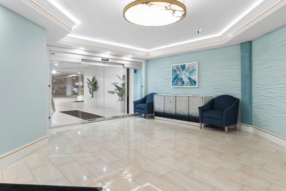 Harbor Suites at Harborwalk Village Hotel in Okaloosa Island
