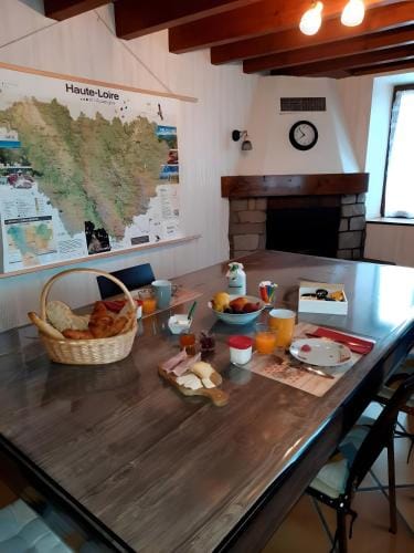 Chambre d'Hotes du terroir Hotel in Auvergne-Rhône-Alpes