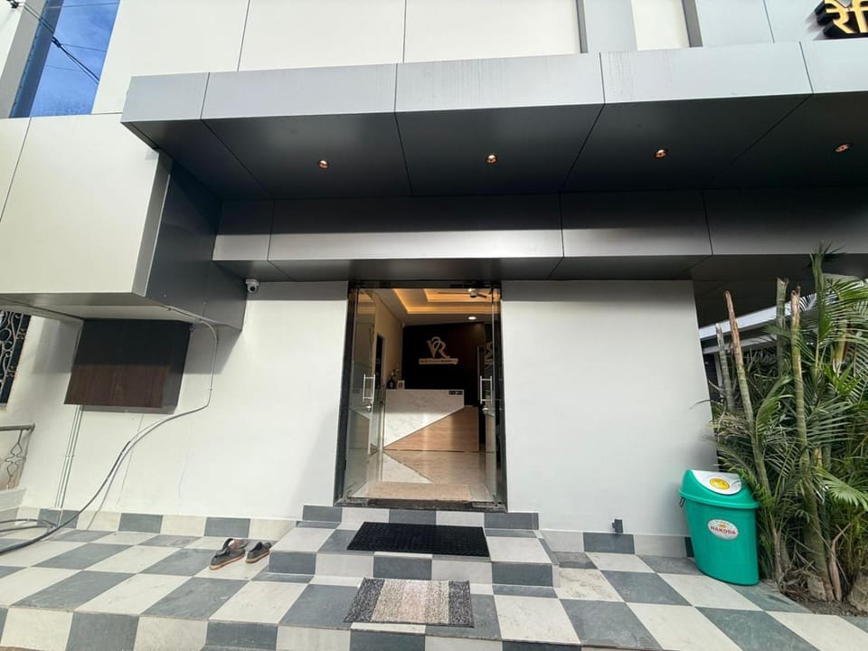 Hotel Visawa Residency 5 min Walk From Mahalaxmi Temple Kolhapur Hotel in Karnataka