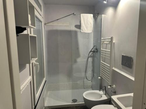 Holidays Rooms Rattazzi Hotel in La Spezia