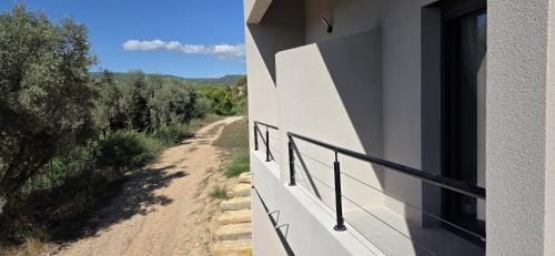 Studio 2 terrasse apercu mer vignes Hotel in La Cadière-d'Azur