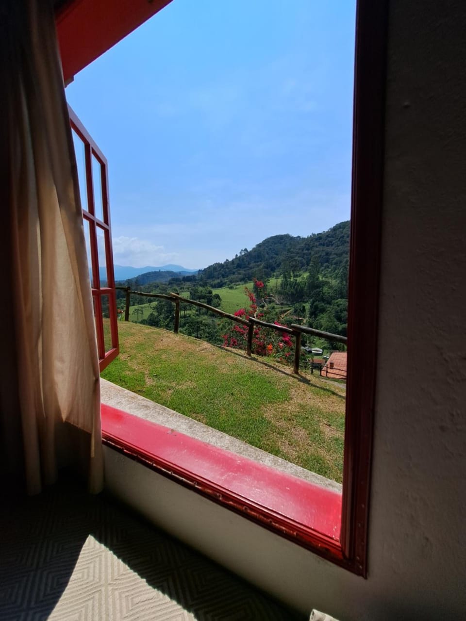 Pousada Vale das Araucarias Inn in State of São Paulo