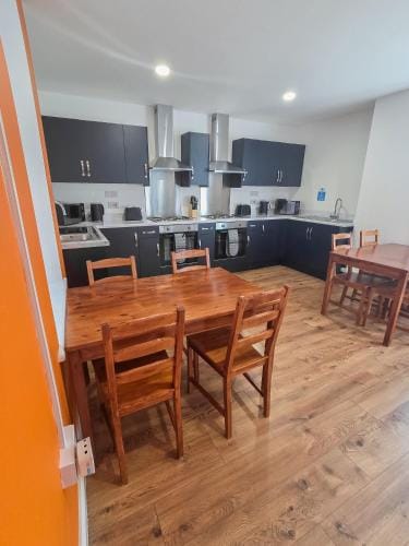 Hullywood rooms with shared kitchen facilities Hotel in Hull