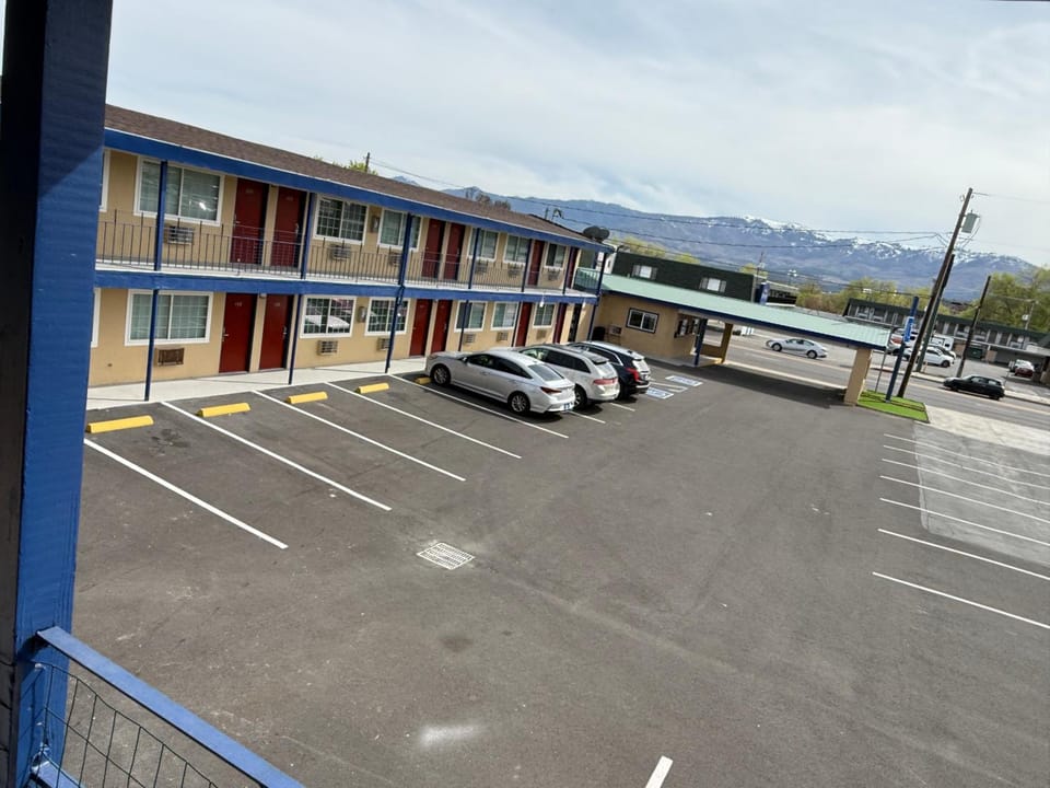 Travelodge by Wyndham Susanville Hotel in Sierra Nevada