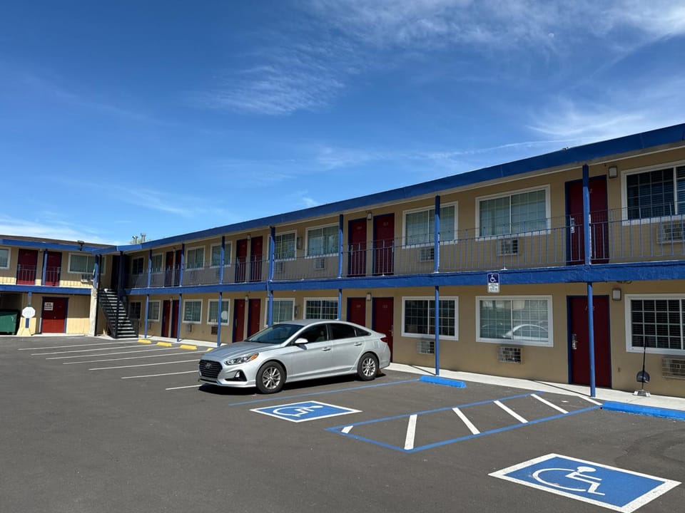 Travelodge by Wyndham Susanville Hotel in Sierra Nevada