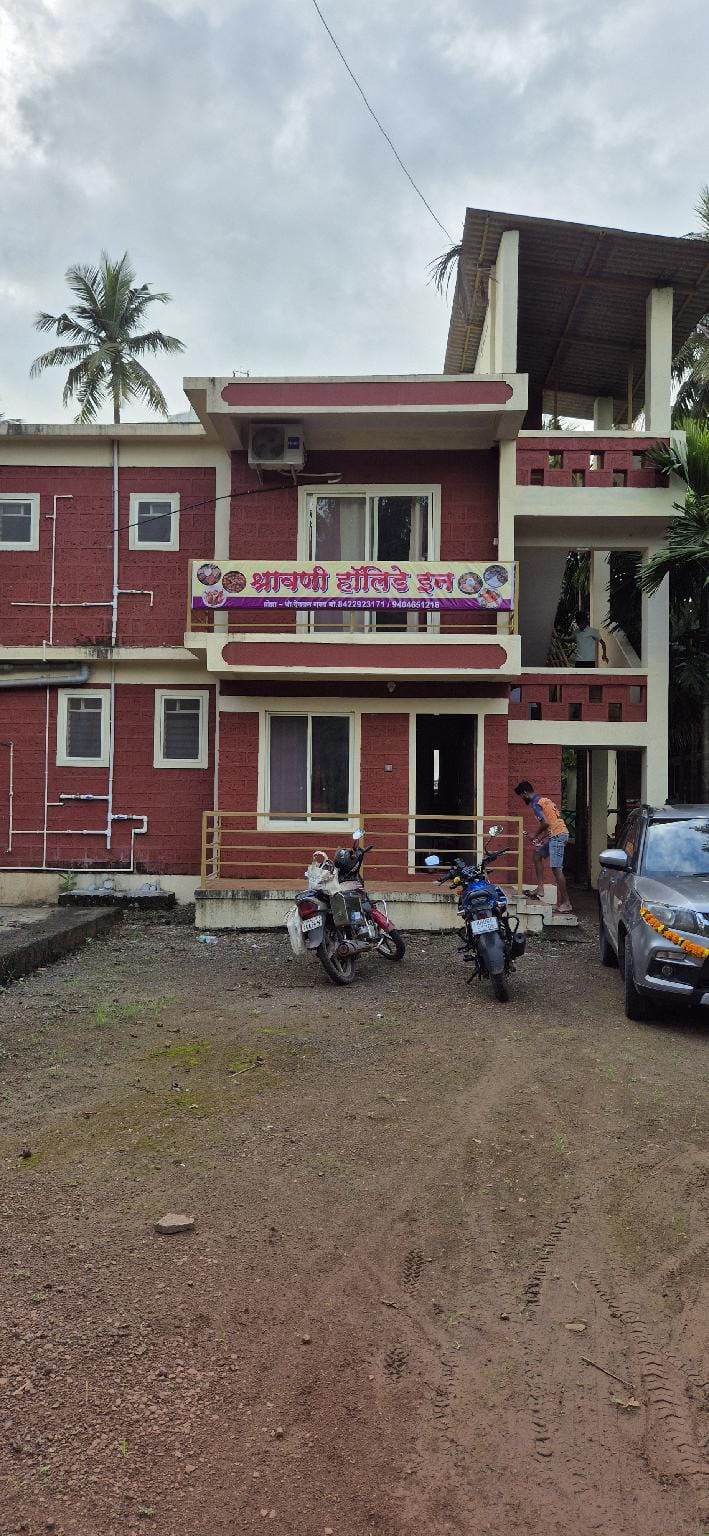 SHRAVANI HOLIDAY INN  Resort in Maharashtra