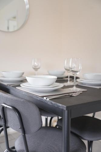 Arranview Retreat Hotel in Airdrie