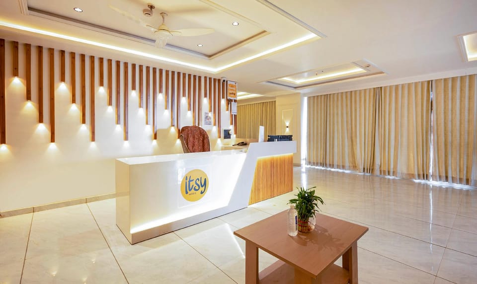 Itsy Hotels Indra Palace Hotel in Ahmedabad