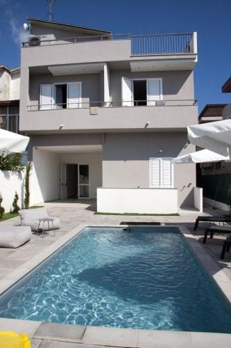 D'ANNUNZIO suites Hotel in Martinsicuro