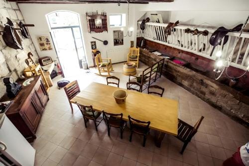 Le Clos Des Aramons Hotel in Nimes