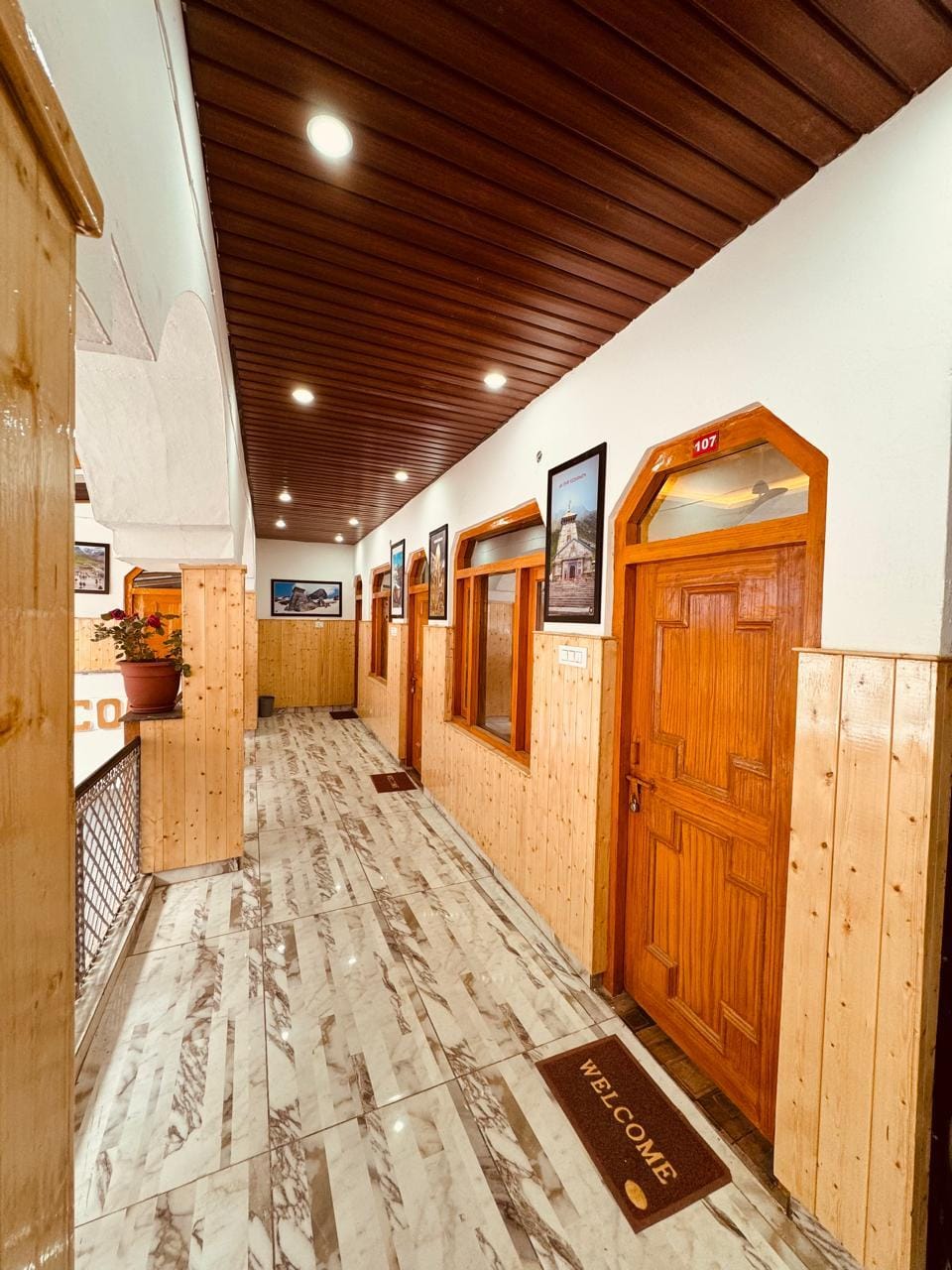 New Basera Hotel Sitapur Hotel in Uttarakhand