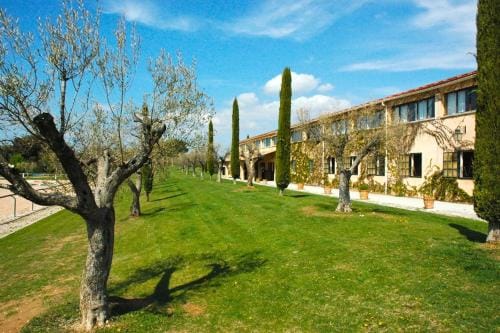Lumipod - Haras de Castellane Hotel in Pertuis