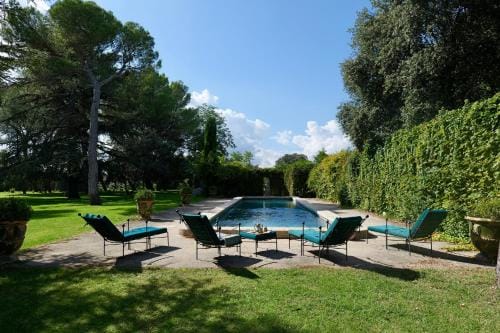 Lumipod - Haras de Castellane Hotel in Pertuis