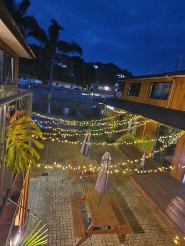 Palm Tree Apartments & backpackers Hotel in Paihia