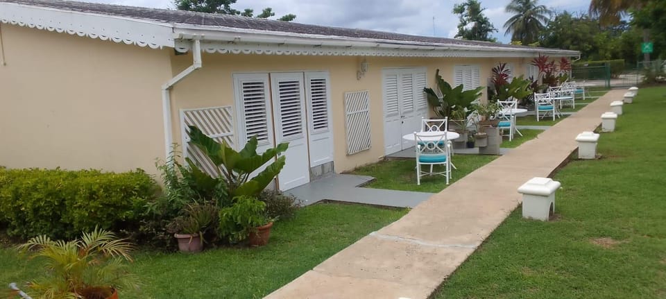 Regent Apartments Apartment hotel in Holetown