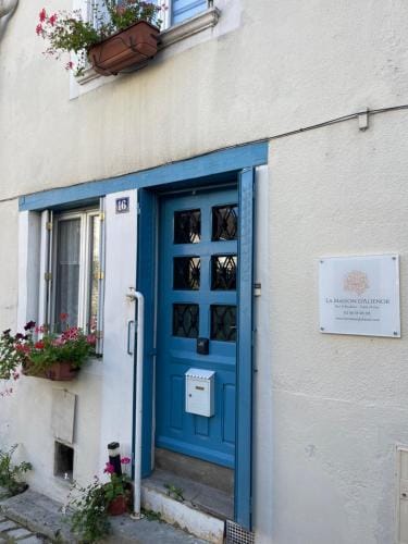 La Maison d'Alienor - Les Montmains - Chablis 89 Inn in Chablis