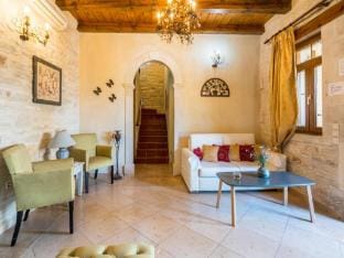 Villa in Rethymno with countryside view Hotel in Crete