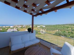 Villa in Sfakaki near Sandy Beaches  Pool Hotel in Crete