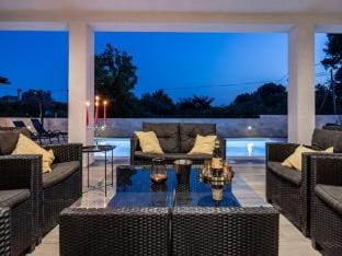 Villa with Private Illuminated Pool Hotel in Pula