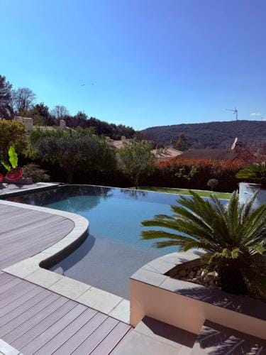 Suite independante dans une maison Hotel in Cagnes-sur-Mer