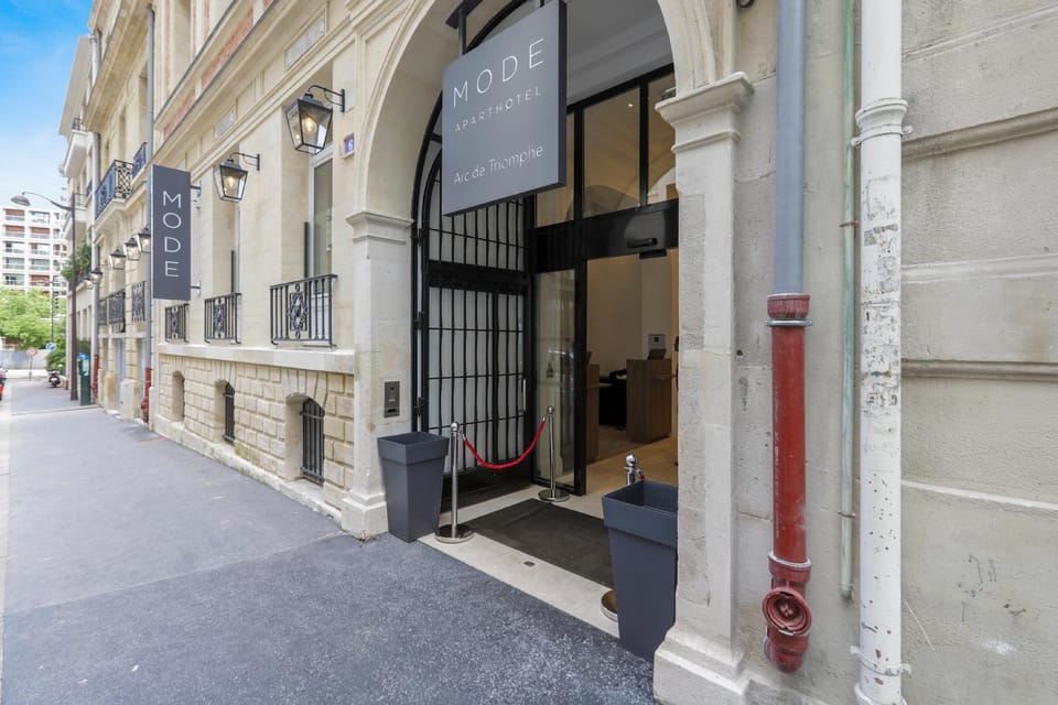 Mode Paris Aparthotel Apartment hotel in Paris