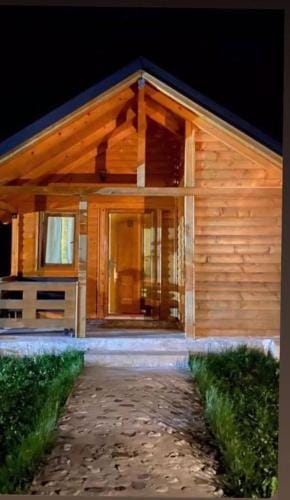 Joeda's Chalet Valbone Hotel in Montenegro