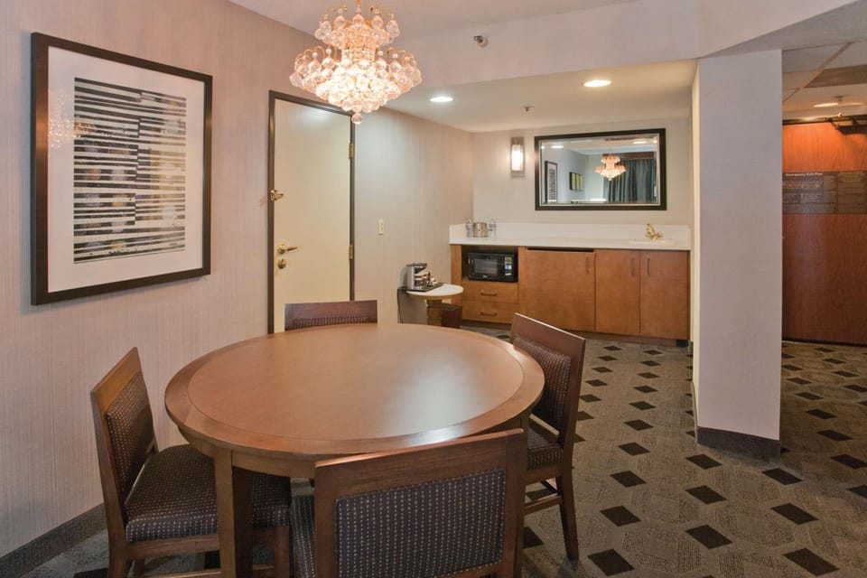 DoubleTree by Hilton Los Angeles - Rosemead Hotel in Rosemead