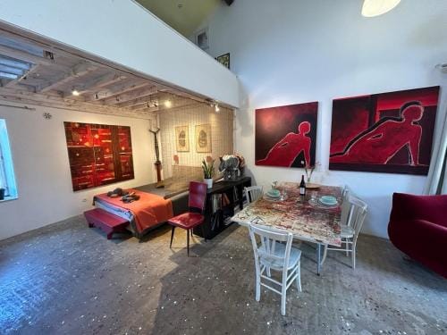 Authentic & charming dans les Monts du Lyonnais, animaux acceptes Hotel in Auvergne-Rhône-Alpes