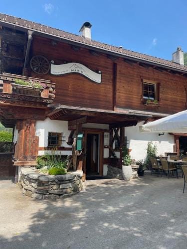 May's Apartments & Restaurant Hotel in Carinthia, Austria